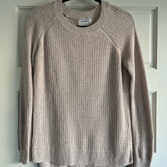 Old Navy Women's Beige Sweater - Picture 1 of 2